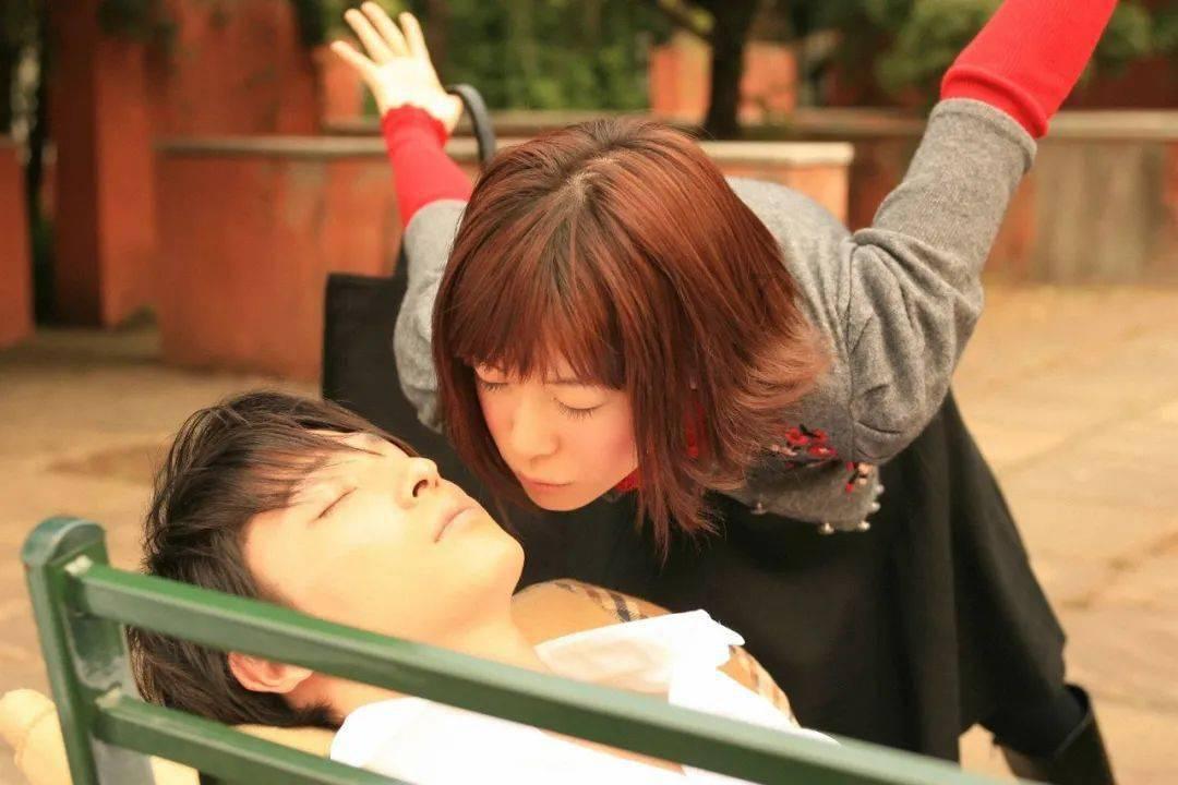 可爱女孩变芭比